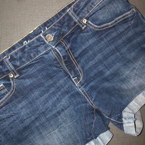 DARK DENIM STRETCHY BLUE SHORTS